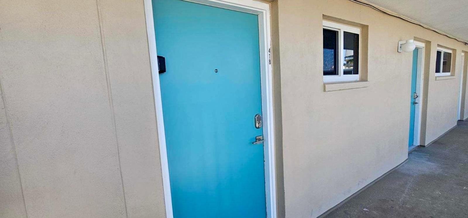 Apartament Ocean Breeze - Direct Ocean Front-Pool Is Open Daytona Beach Zewnętrze zdjęcie