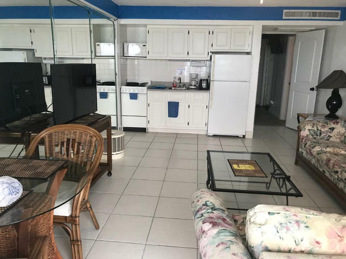 Apartament Ocean Breeze - Direct Ocean Front-Pool Is Open Daytona Beach Zewnętrze zdjęcie