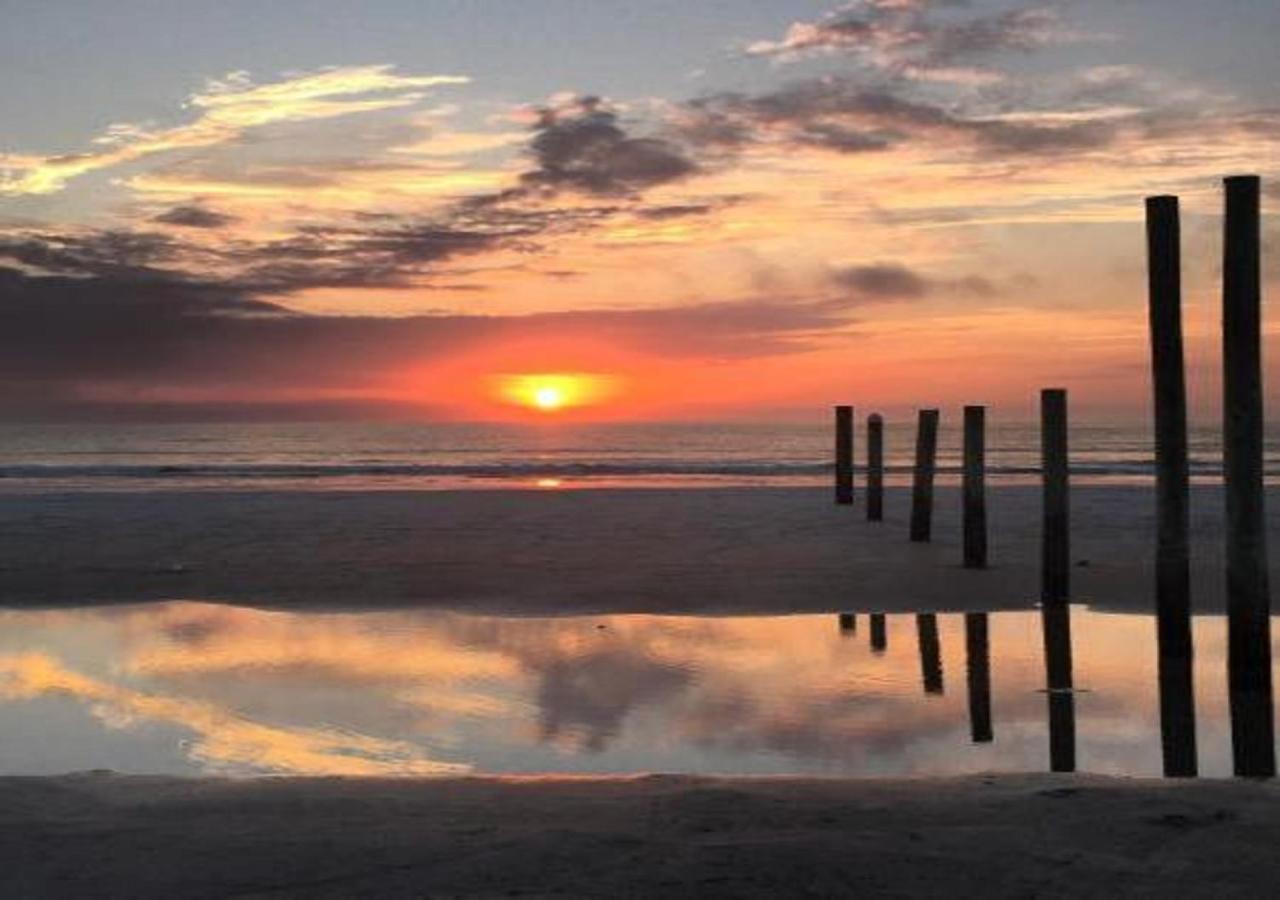 Apartament Ocean Breeze - Direct Ocean Front-Pool Is Open Daytona Beach Zewnętrze zdjęcie